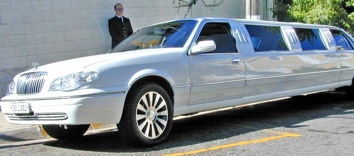 Why Should You Consider Limo For Hire For Your Special Events?