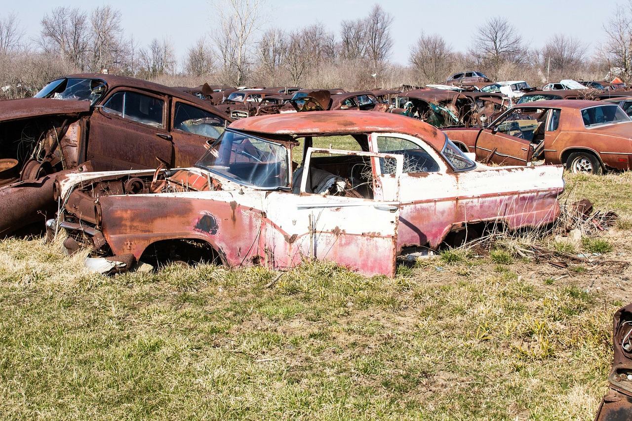 Need cash? Turn those old vehicles into cash!
